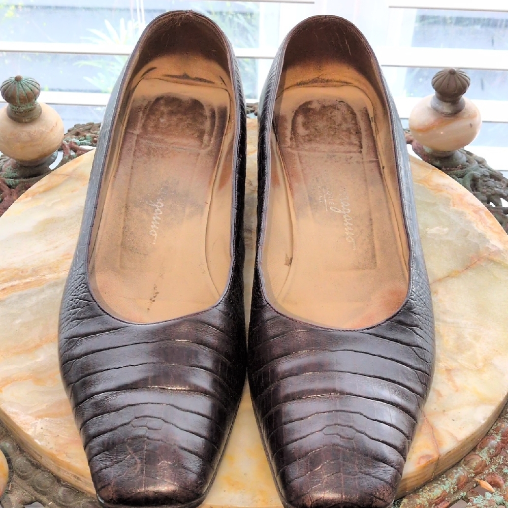 Vintage Salvatore Ferragamo Brown Leather Heels Size 11